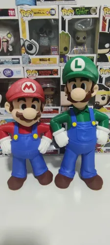 Bonecos 3D Mario e Luigi