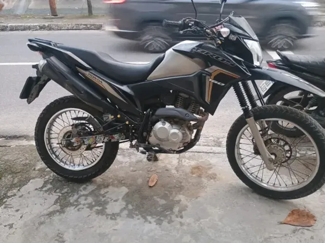 HONDA NXR 160 BROS ESDD 2023.