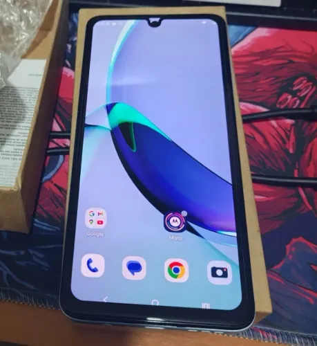 CELULAR MOTO G84 256GB 8GB RAM ZERADO COM CAIXA
