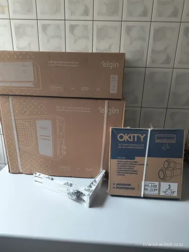 Vendo ar condicionado split Elgin 12.000 /127v/na caixa, já vai com kit de instalação
