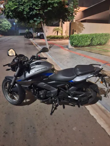 Vendo Bajaj NS 200