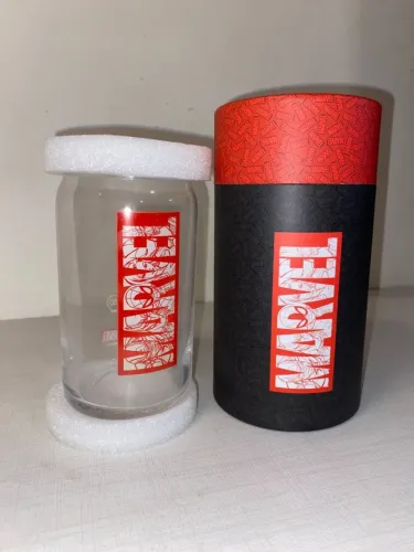 Copo da Marvel
