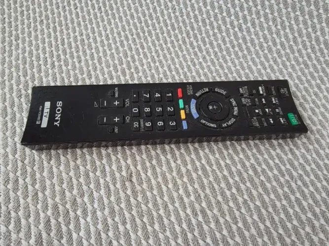 Controle remoto ORIGINAL Sony (Bravia) RM-YD062 ? testado e funcionando 100%.