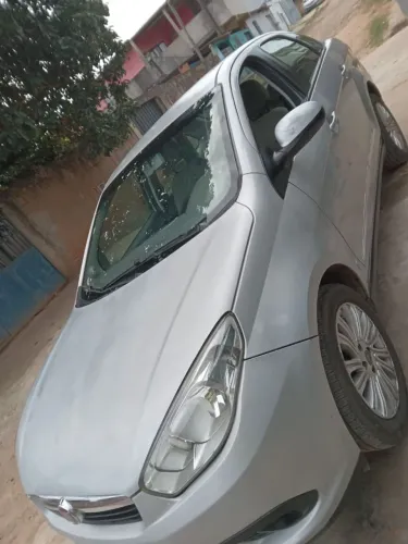 Fiat Grand Siena Essence 1.6 Flex 16V 2016