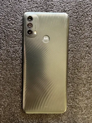? Motorola Moto E40 64GB - Ótimo Estado!