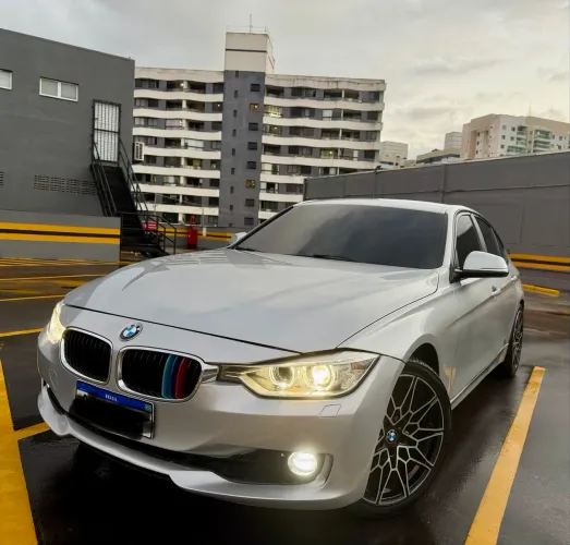 BMW 320I A 2.0 Turbo/activeflex 16V 184cv 4P 2014
