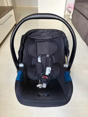 Bebê Conforto Burigotto Touring X Preto - Excelente estado!
