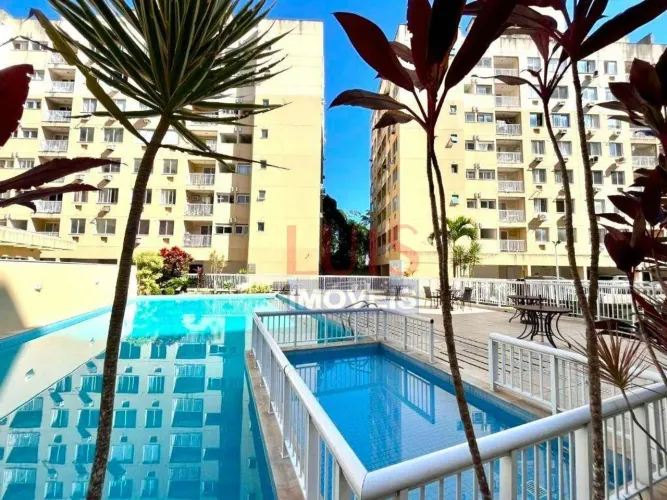 Apartamento com 2 dormitórios à venda, 62 m² por R$ 299.000,00 - Piratininga - Niterói/RJ