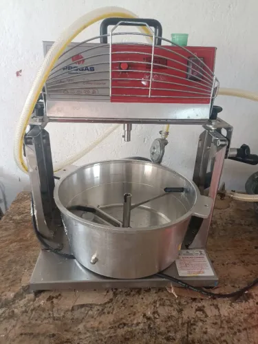 Mexedora de doces e salgados 