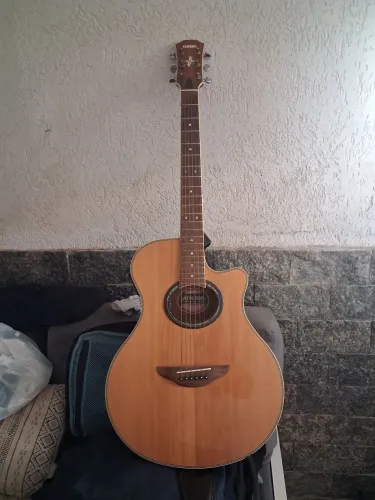 OPORTUNIDADE ÚNICA , YAMAHA APX700, IBANEZ T20, PADAL ECO, BOLSA, CORDAS DE RESERVA CABOS!