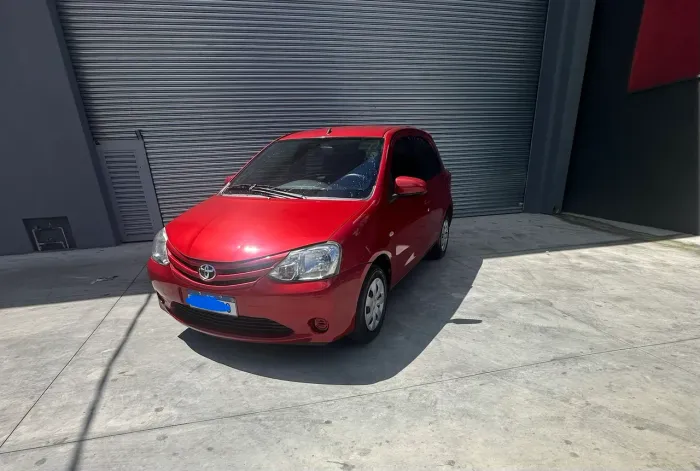 Alugo Etios para aplicativo