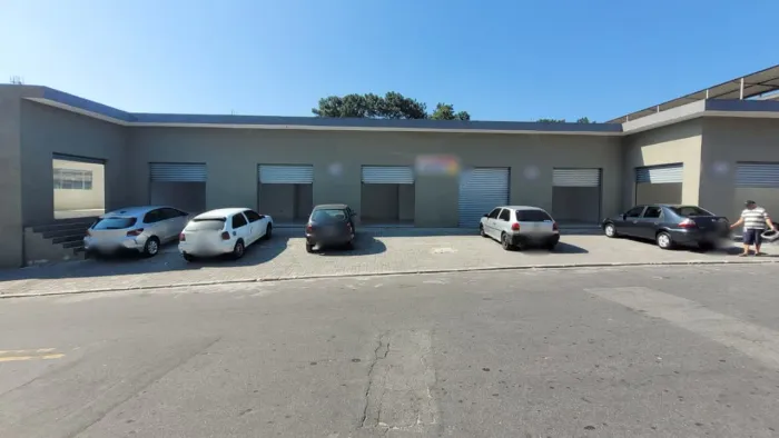 Loja na Rua Forte de Alcântara, 15 - Loja G 40 m²