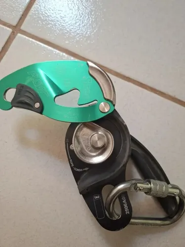 Descensor Flow D05 - Safetec NOVO