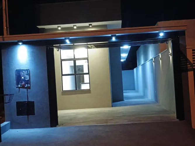 Casa a Venda em Regente Feijó