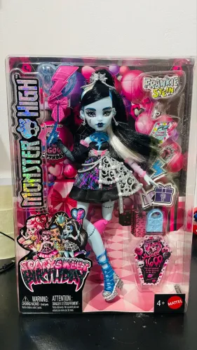 Monster High Frankie Stein Scary Sweet Birthday Original Mattel Lacrada