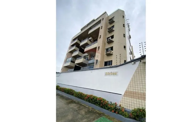 Apartamento com ótima localização no Renascença