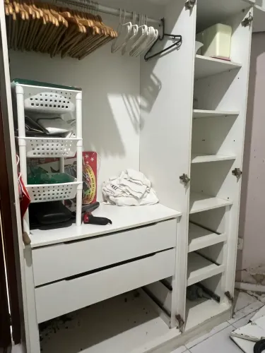 Doação Guarda Roupa