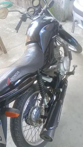 Vendo titan 125