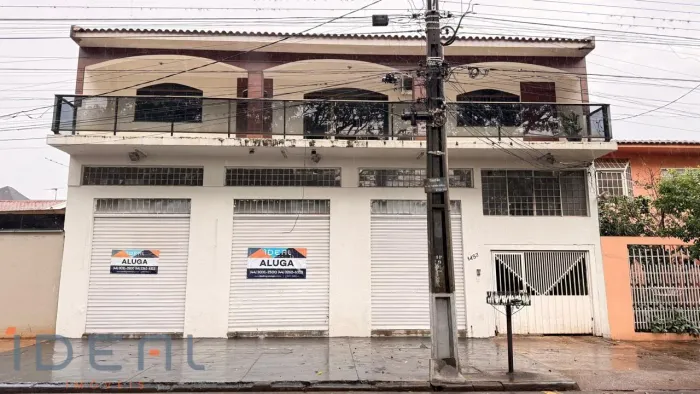 Sala em Sobreloja para alugar no bairro Jardim Leblon - Maringá/PR