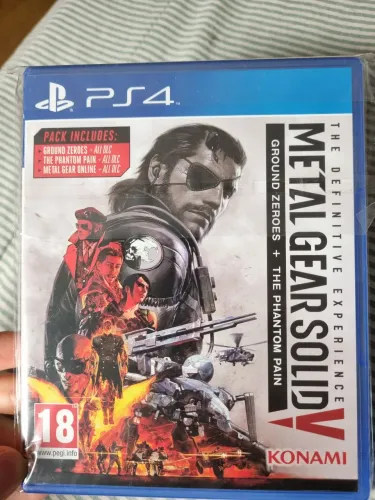 Metal Gear Solid V Definitive Edition - PS4