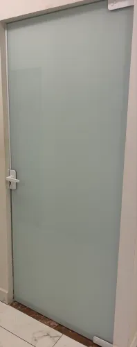 Desapego Imperdível! Porta de Vidro Jateado Tempero 8mm + Ferragens Completas