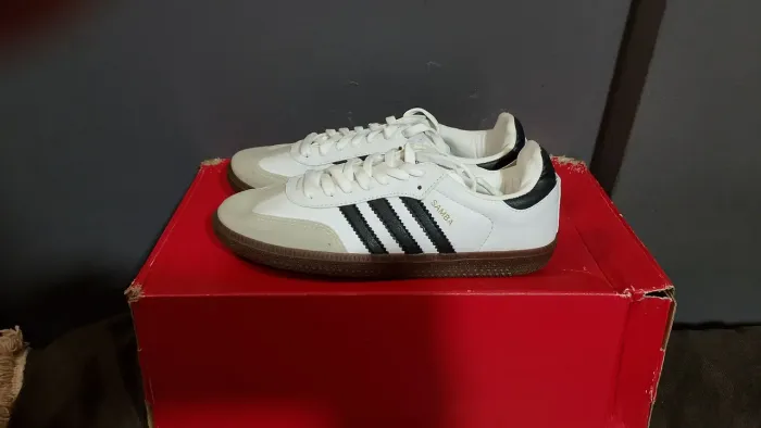 Tênis Adidas samba