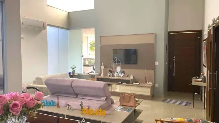 Casa com 3 dormitórios à venda, 190 m² por R$ 830.000,00 - Condomínio Residencial Jardim C