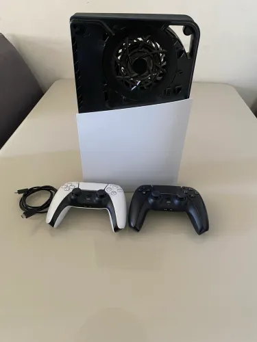 PS5 Slim à Venda - Apenas 6 Meses de Uso ?