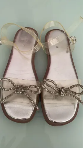Sandália Zara
