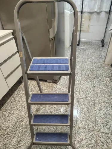 Vendo escada