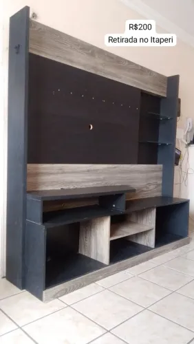 Estante Rack com espaço para TV
