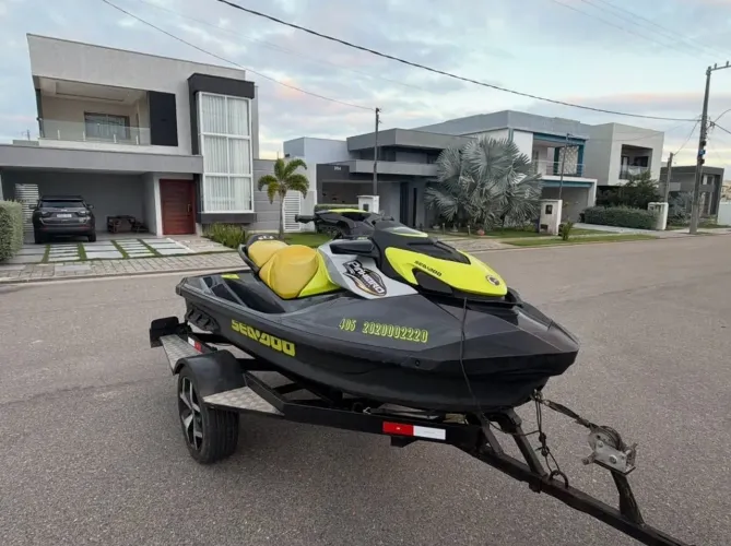 Jet-ski Seadoo GTR 230