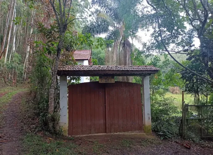 Chácara a venda em Salesópolis sp.