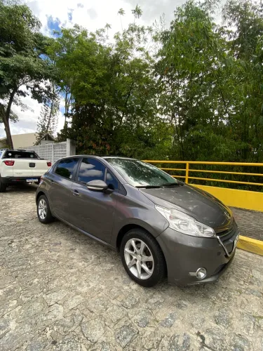 Peugeot 208 Allure 1.5 Flex 8V 5P 2014