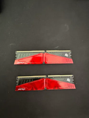 Kit Memória RAM TeamGroup T-Force Vulcan 16 GB (2x8 GB) DDR4 2666 MHz