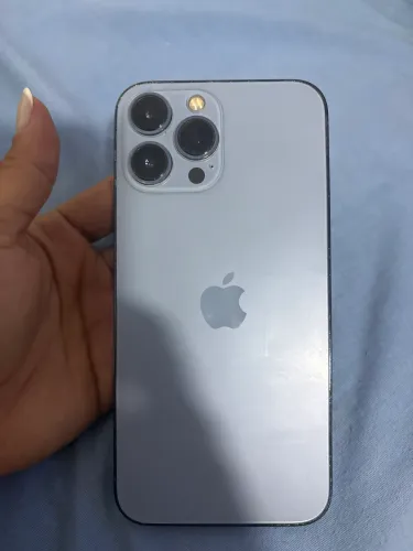 iPhone 13 por Max semi novo