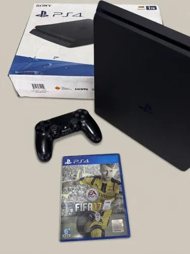 PS4 Slim + 1TB + Caixa e 9 Jogos sendo apenas 1 físico e os outros digitais