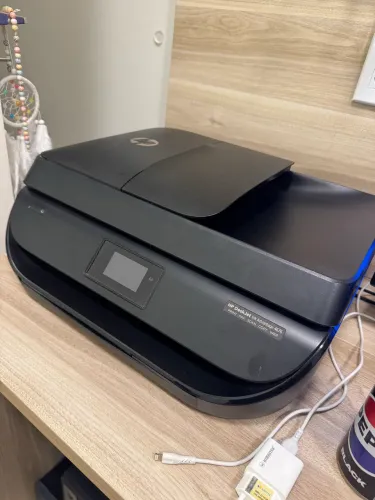 Impressora Multifuncional HP DeskJet Ink Advantage 4676 Wi-Fi Scanner Copiadora