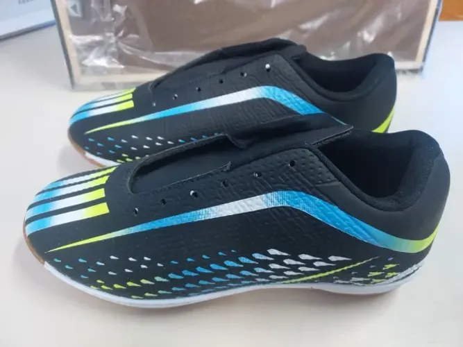 Chuteira masculina futebol