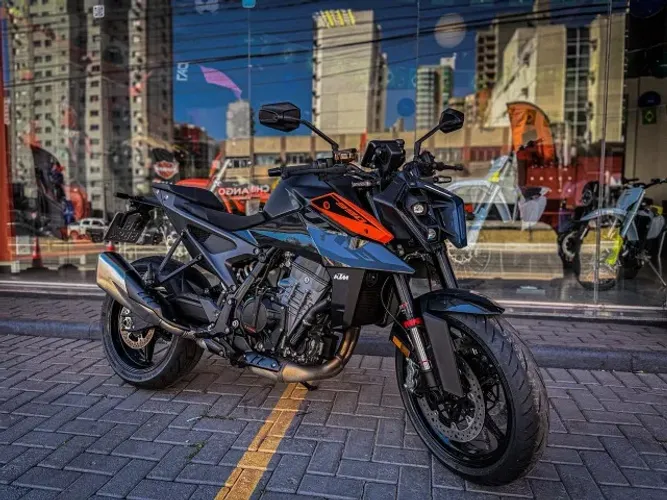 KTM 990 DUKE BLACK