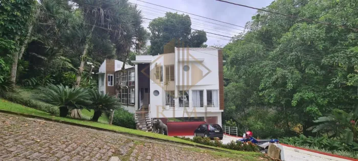 Casa em Condomínio para Venda em Guarujá, Cond. Iporanga, 4 dormitórios, 4 suítes, 7 banhe