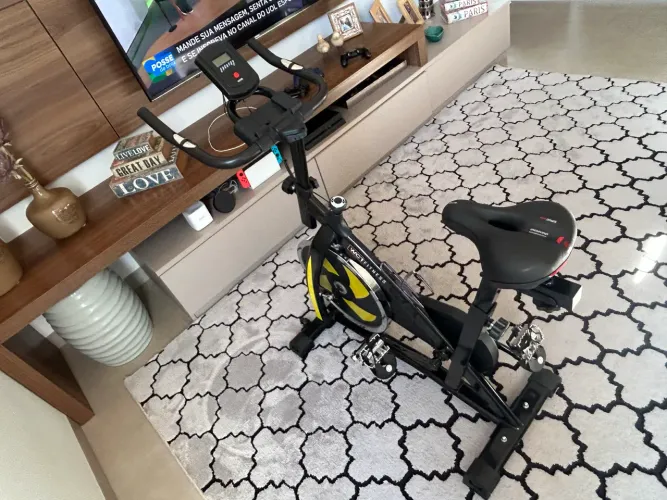 Bicicleta Spinning WCT FITNESS 13 Kg