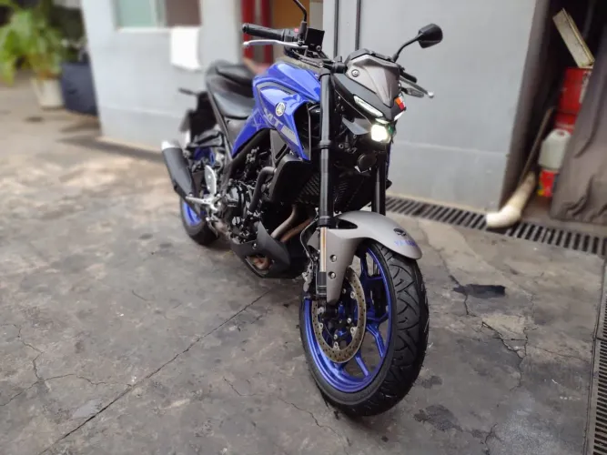 Moto muito nova bem cuidado e com manutenção em dias valor=24.000