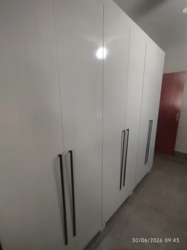 Guarda Roupa Branco 6 portas 4 gavetas 240Lx47Px220A cm