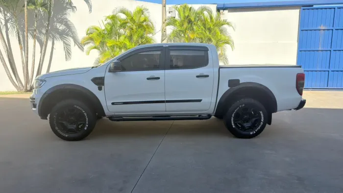 Ford Ranger XLT 2.5 16V 4X2 CD Flex 2017