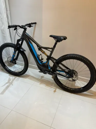 E-Bike Specialized turbo levo FSR 