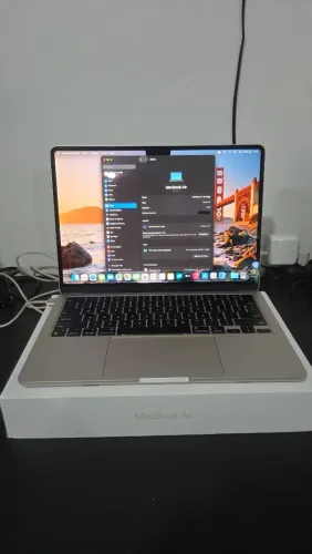 MacBook Air M2 2022