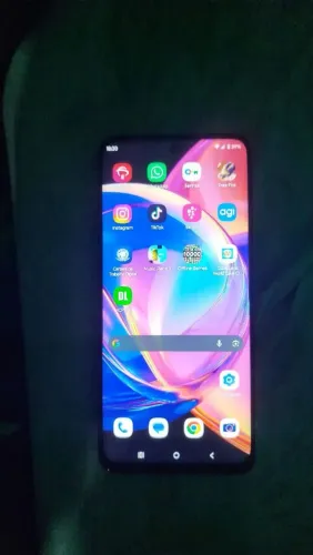 Estou vendendo um moto g15 256gb e 12 de RAM