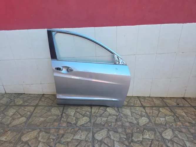 Porta dianteira direita Hrv / HR-V 2015/2016/2017/2018/2019/2020/2021