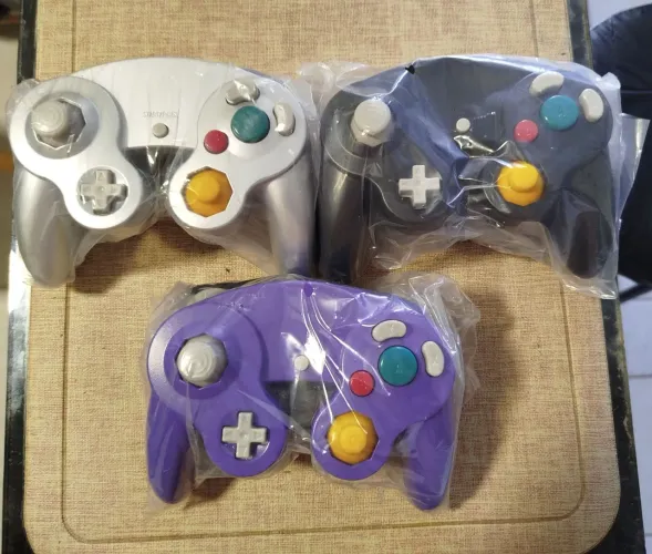 Controles Nintendo gamecube leia a descrição